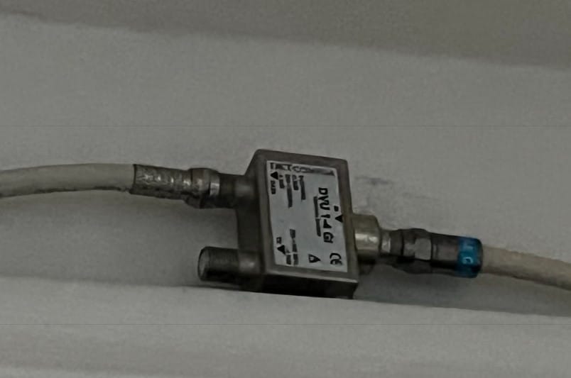 dvu splitter 2